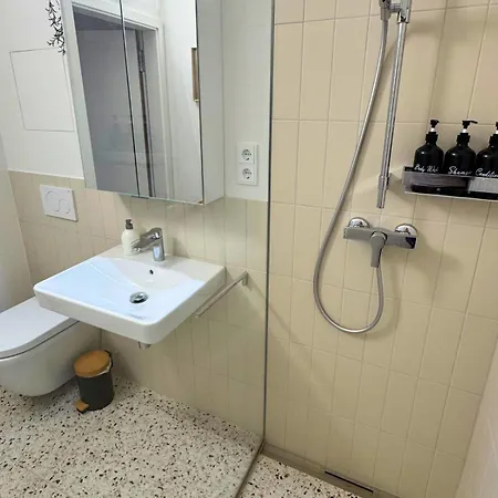 Isaak Loewenbau E1-w07 Apartmán *