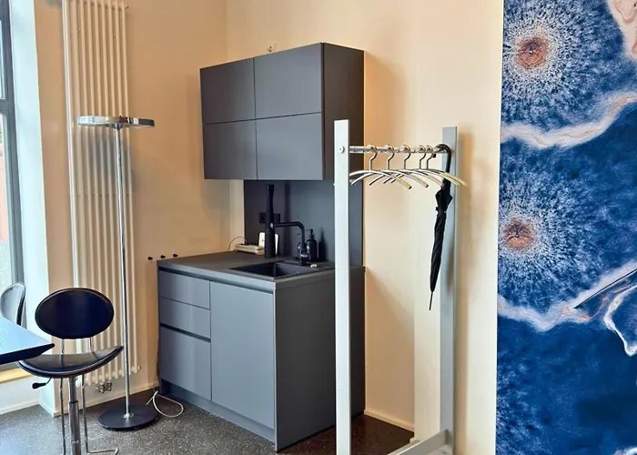 Isaak Loewenbau E1-w07 *